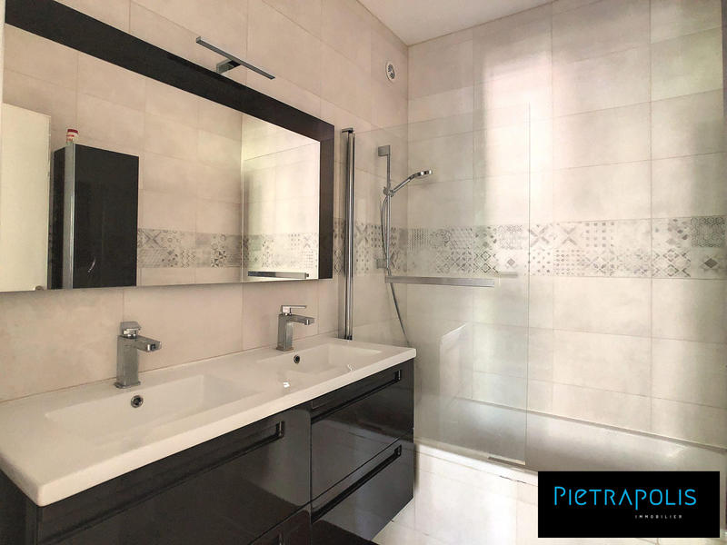 Appartement - 162 m² - 5 pièces