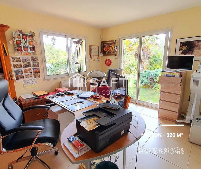 Maison - 320 m² - 7 pièces