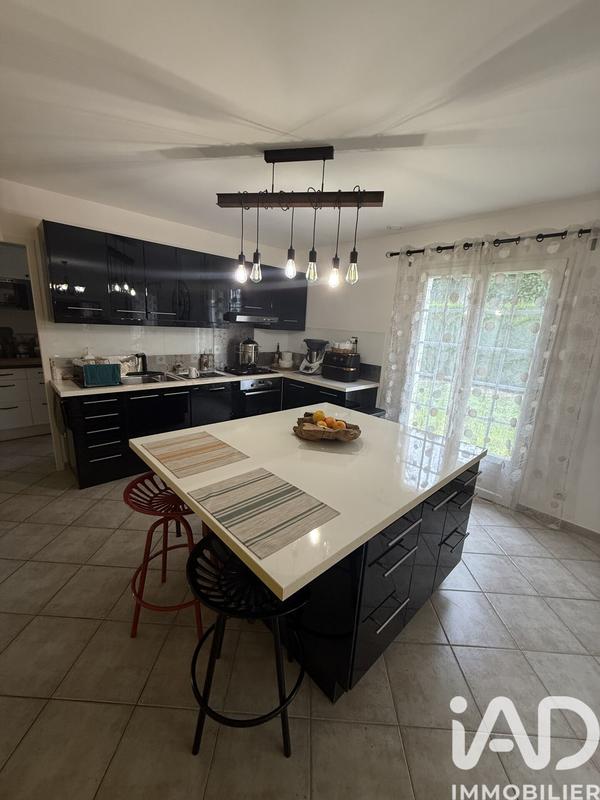 Maison - 184 m² - 6 pièces