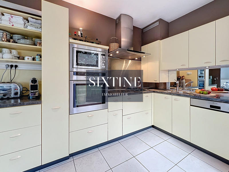 Appartement - 106 m² - 4 pièces