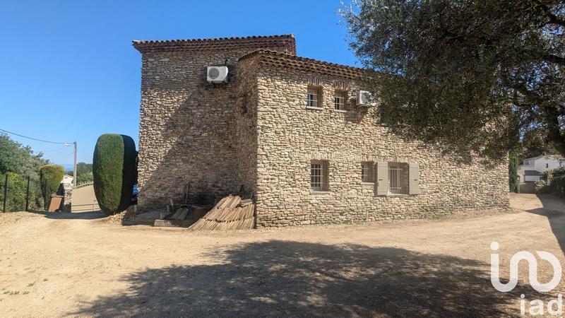 Maison - 445 m² - 19 pièces