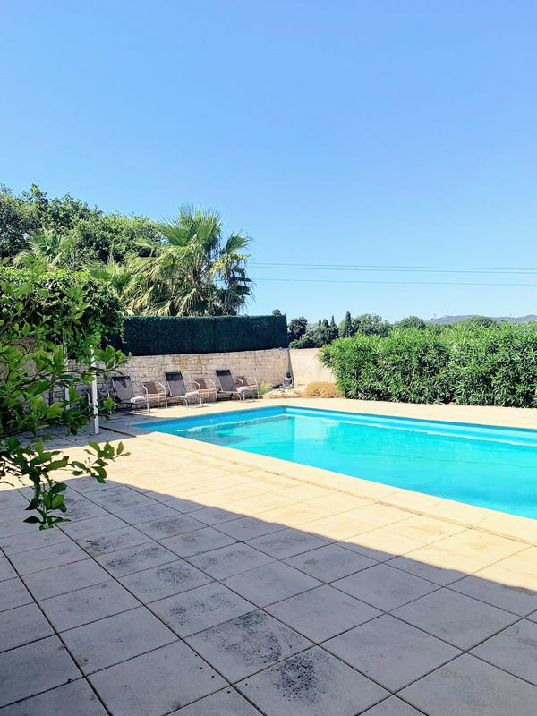 Villa - 142 m² - 8 pièces
