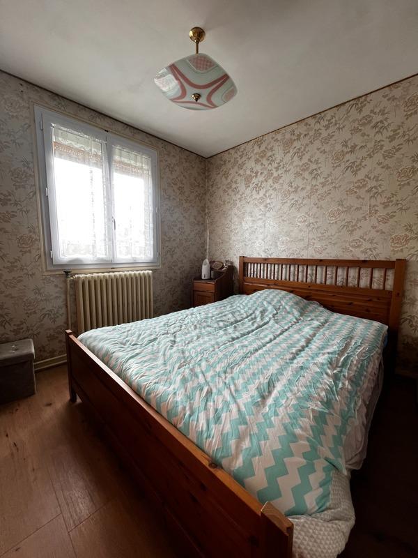 Maison - 99 m² - 5 pièces