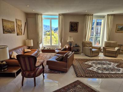 Duplex - 240 m² - 4 pièces