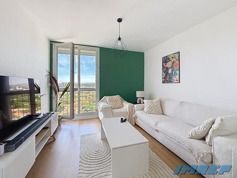 Appartement - 75 m² - 4 pièces