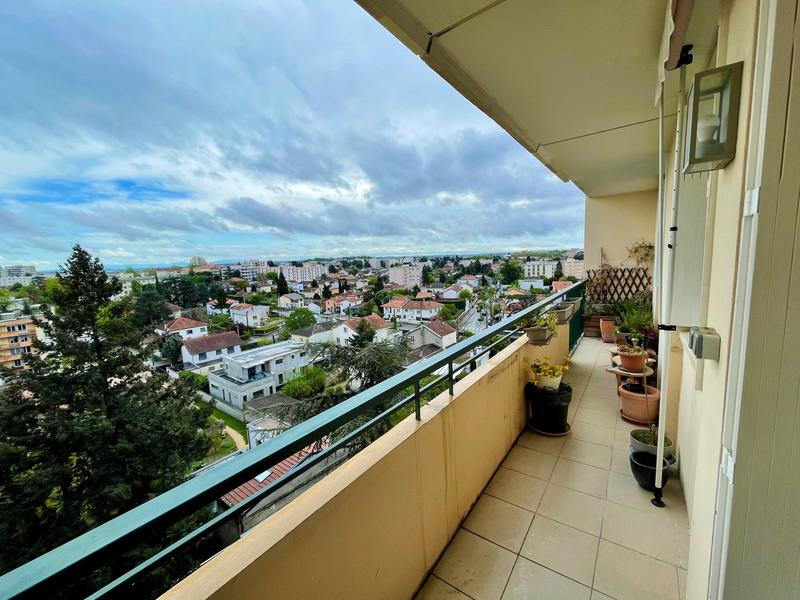 Appartement - 70 m² - 3 pièces