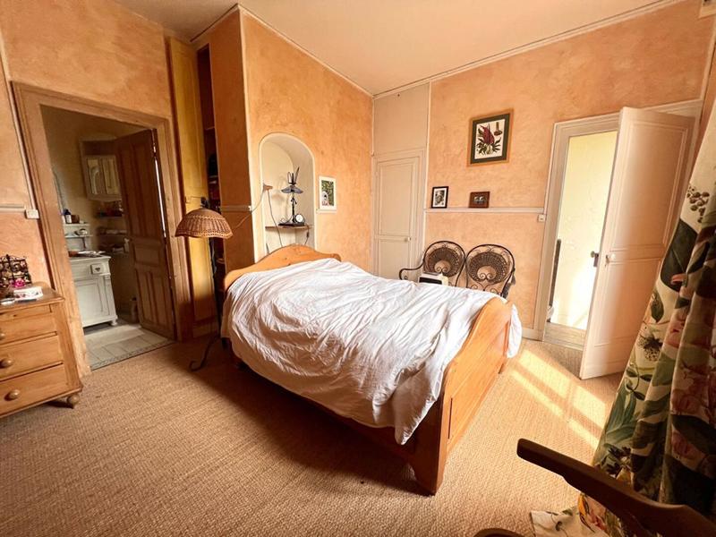 Maison - 175 m² - 7 pièces