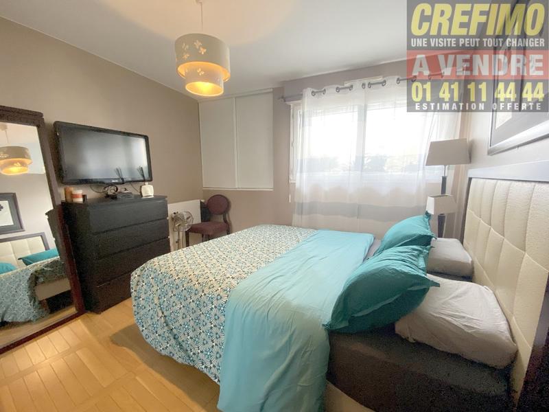 Appartement - 82 m² - 4 pièces