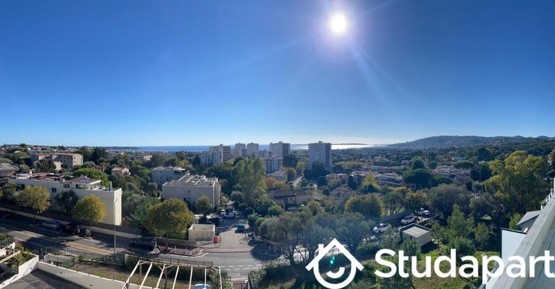 Chambre - 13 m² - 1 pièce