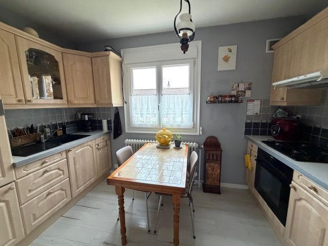 Maison - 88 m² - 5 pièces