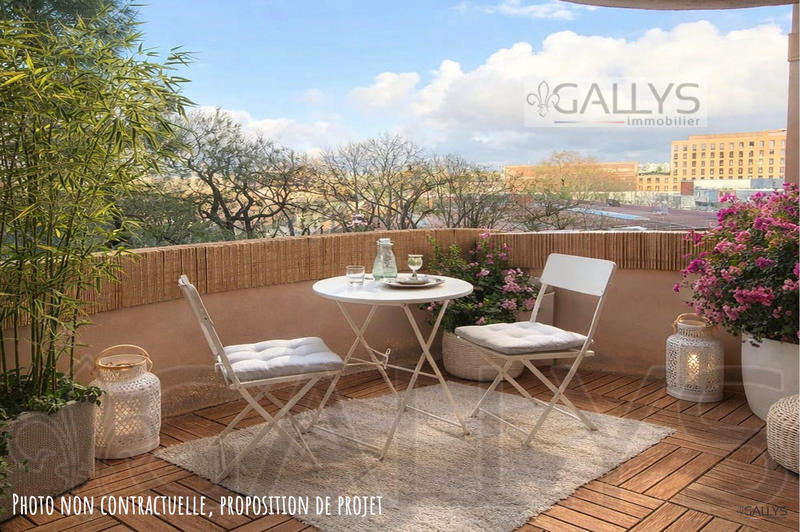 Appartement - 102 m² - 5 pièces