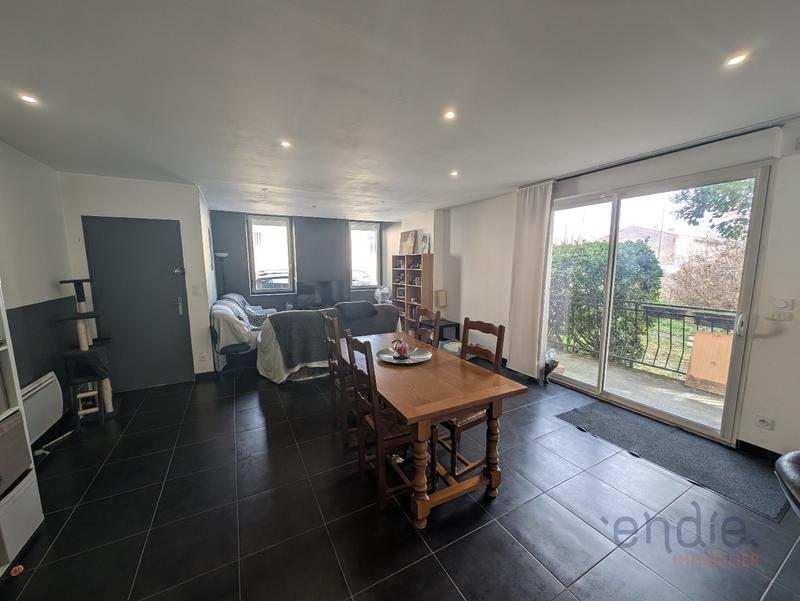 Maison - 180 m² - 7 pièces