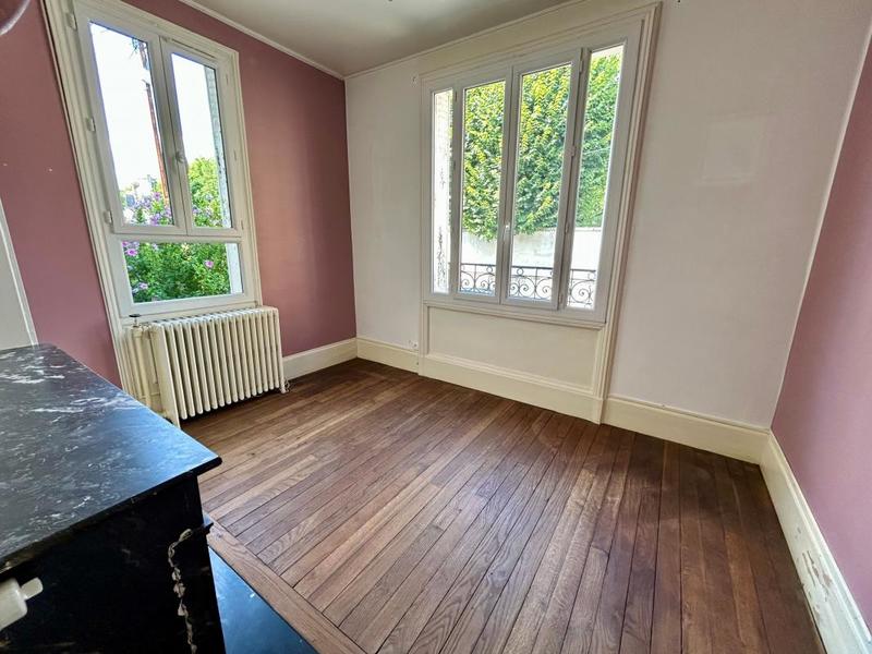 Maison - 178 m² - 8 pièces