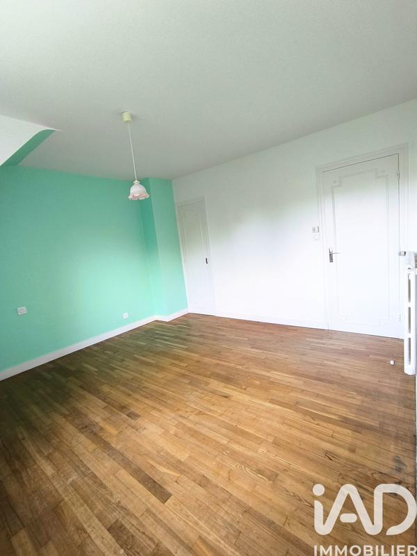 Maison - 201 m² - 10 pièces