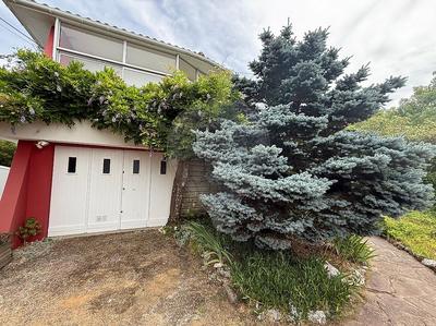 Villa - 168 m² - 6 pièces