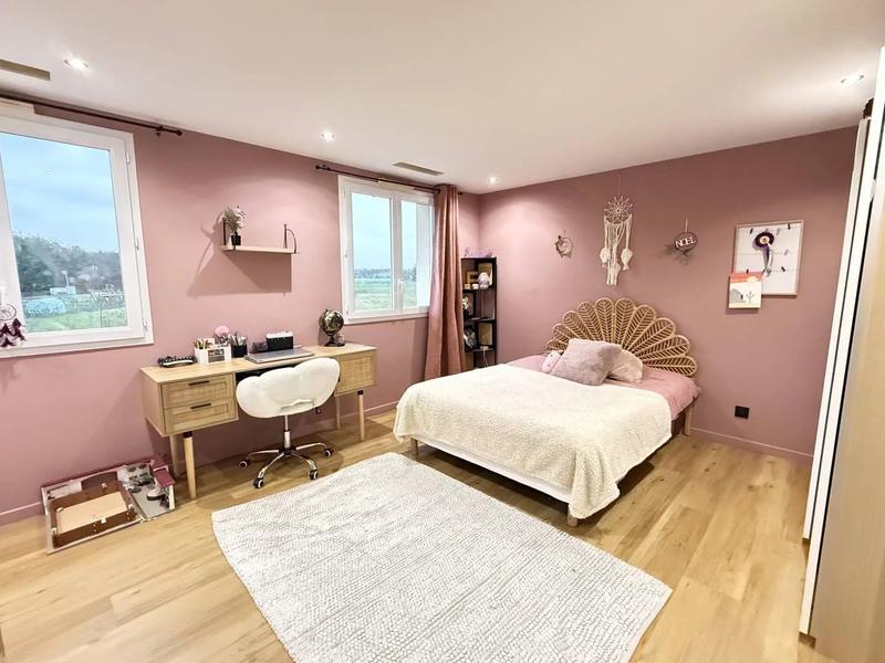 Maison - 140 m² - 5 pièces