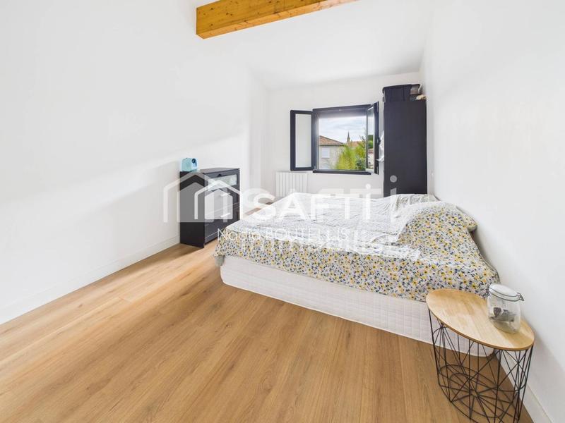 Maison - 205 m² - 6 pièces