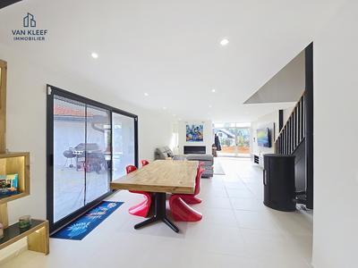 Immeuble - 258 m² - 9 pièces