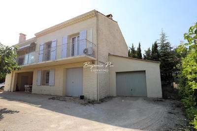 Villa - 161 m² - 6 pièces