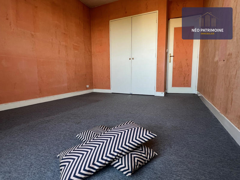 Appartement - 140 m² - 6 pièces