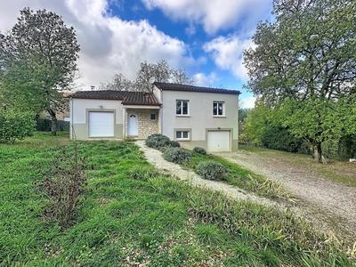 Maison - 111 m² - 5 pièces