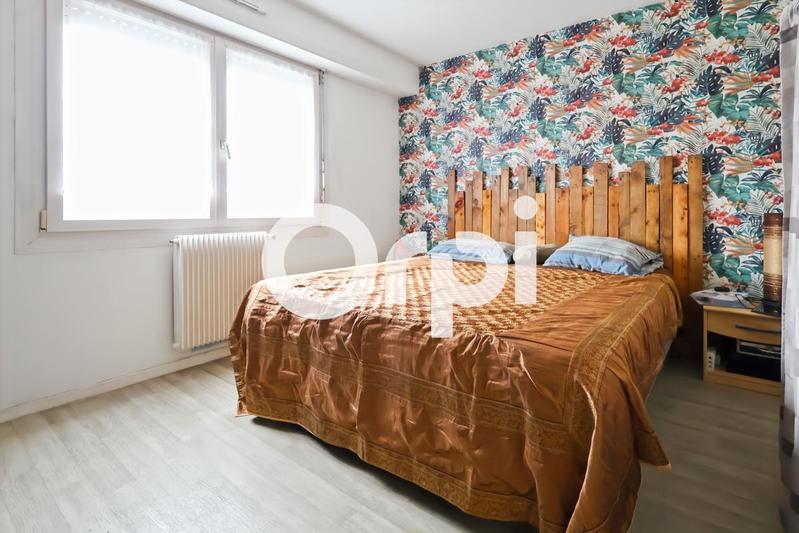 Appartement - 81 m² - 3 pièces