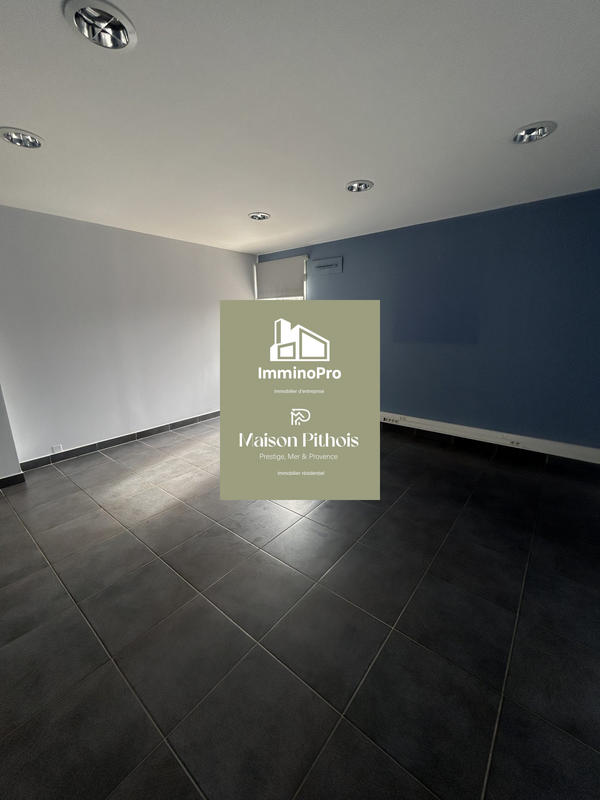 Local d'activités - 570 m²