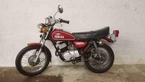 Yamaha Gt 80 yamaha rouge 0080 1