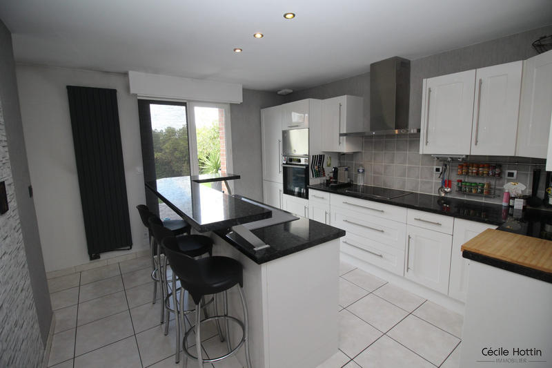 Maison - 149 m² - 6 pièces