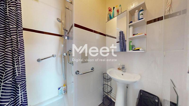 Appartement - 95 m² - 4 pièces