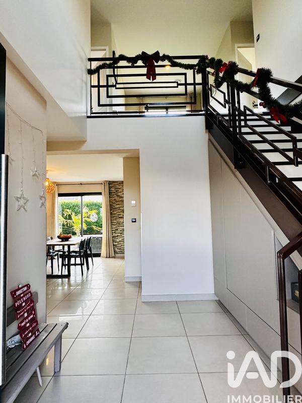 Maison - 140 m² - 5 pièces