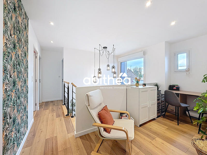 Maison - 181 m² - 8 pièces