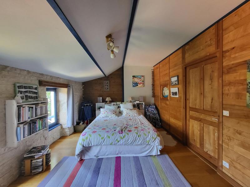 Maison ancienne - 239 m² - 9 pièces