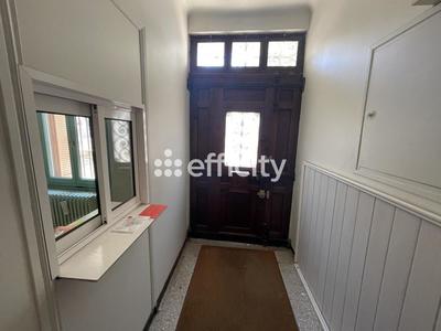 Immeuble - 220 m² - 14 pièces