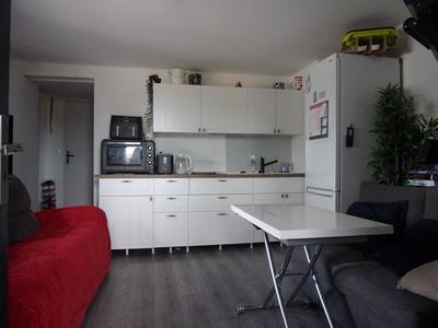 Maison - 230 m² - 12 pièces