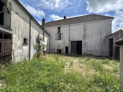 Propriété - 385 m² - 10 pièces