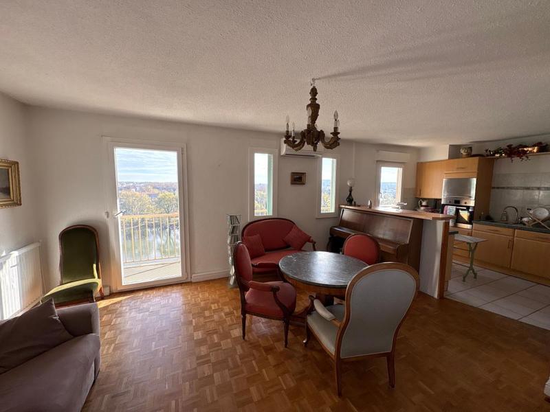 Appartement - 65 m² - 3 pièces