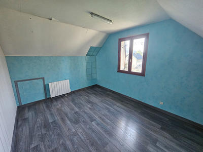 Maison - 107 m² - 7 pièces