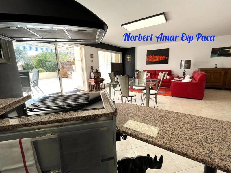 Appartement - 100 m² - 5 pièces