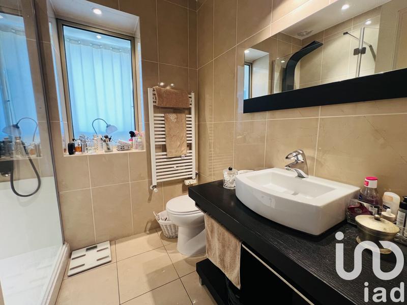 Appartement - 90 m² - 3 pièces