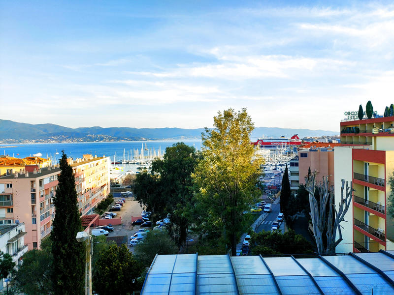 Appartement - 106 m² - 4 pièces