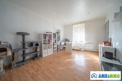 Maison - 84 m² - 4 pièces