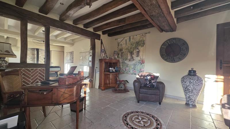 Maison - 205 m² - 6 pièces