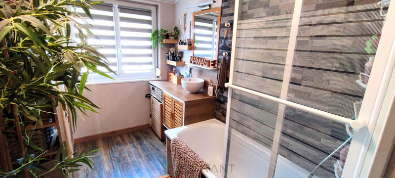 Maison - 84 m² - 4 pièces