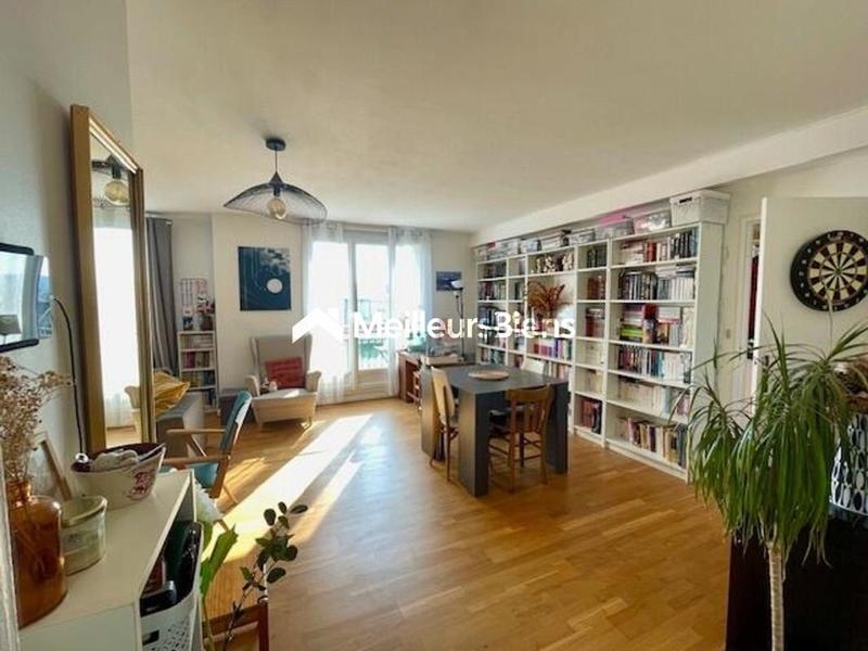 Appartement - 72 m² - 3 pièces