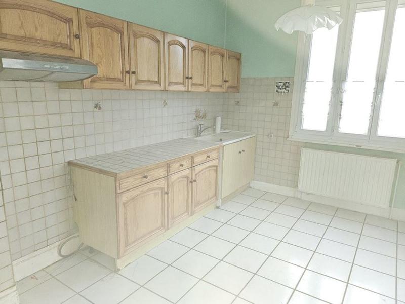 Maison traditionnelle - 85 m² - 4 pièces