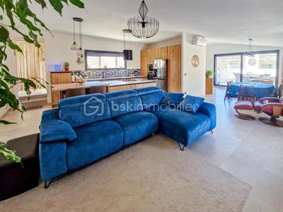 Maison d'architecte - 175 m² - 4 pièces