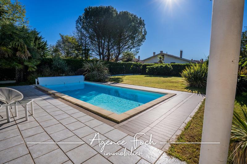 Maison - 176 m² - 5 pièces