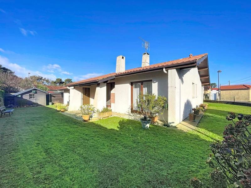 Maison - 100 m² - 4 pièces