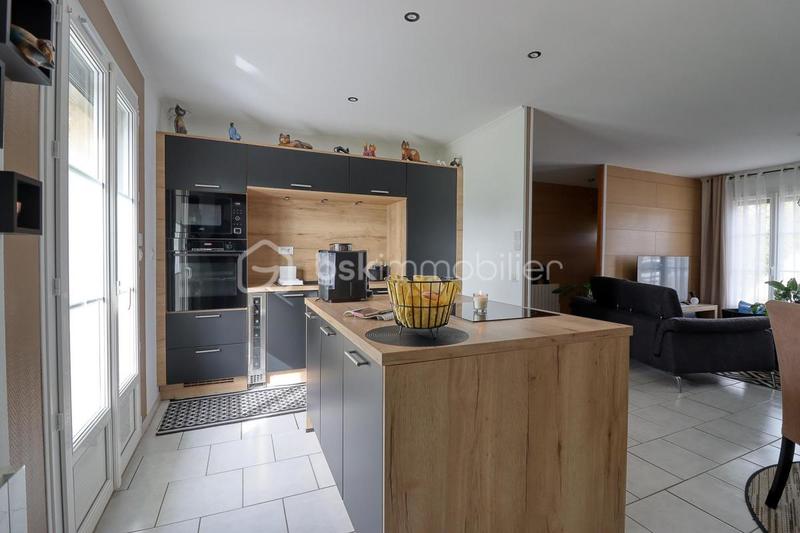 Maison - 112 m² - 4 pièces